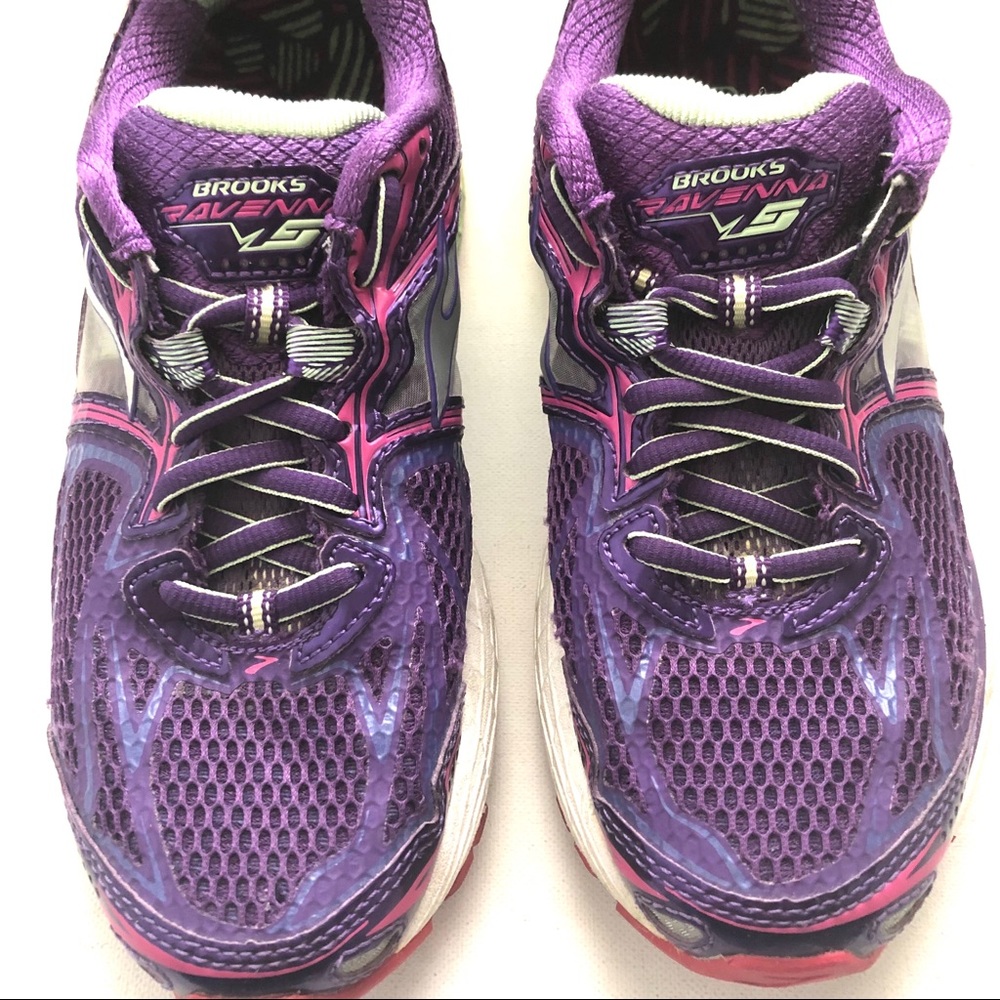Brooks Ravenna 5 Athletic Running Sneakers  7 - Picture 4 of 11